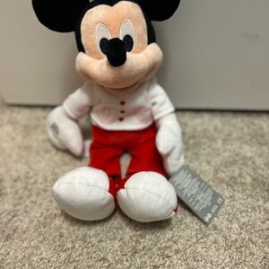 Disney Valentine’s Day Mickey Mouse stuffed doll